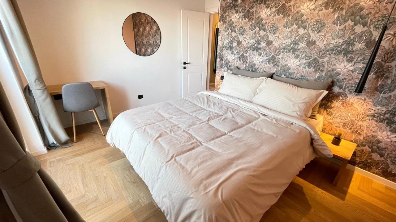 Floral Inn Πρίστινα Εξωτερικό φωτογραφία